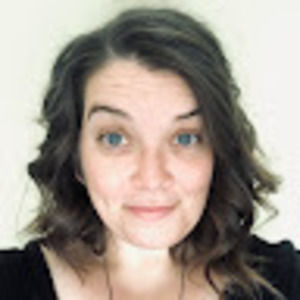 Meet your Posher, Iona